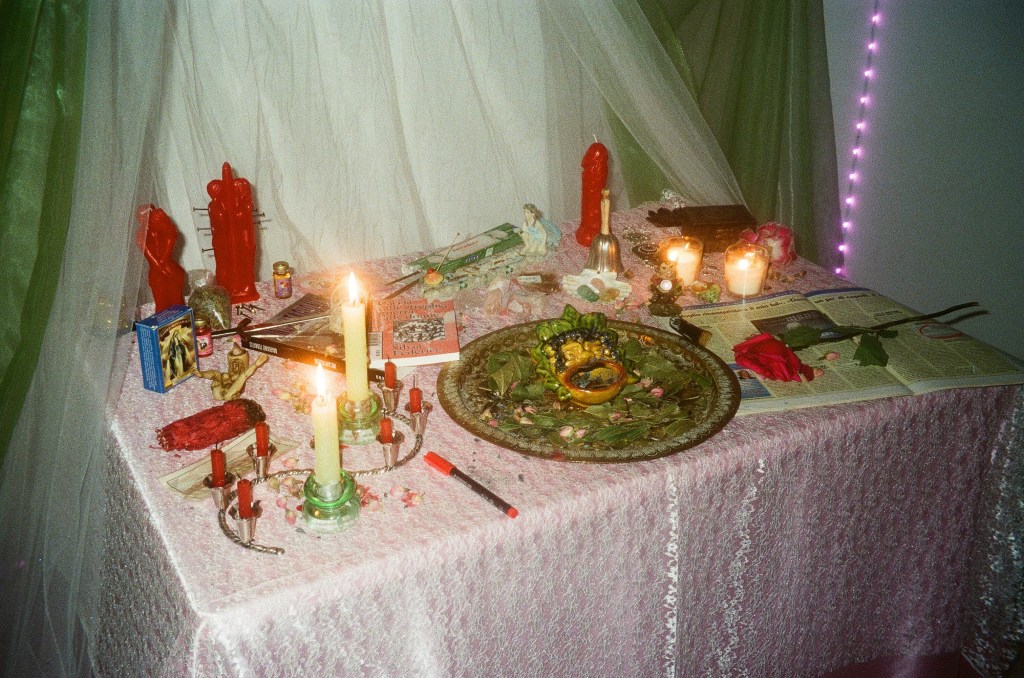 Installation view of Manifestica at terzospazio, Venice, 2025. Photo Tommaso Carradori
