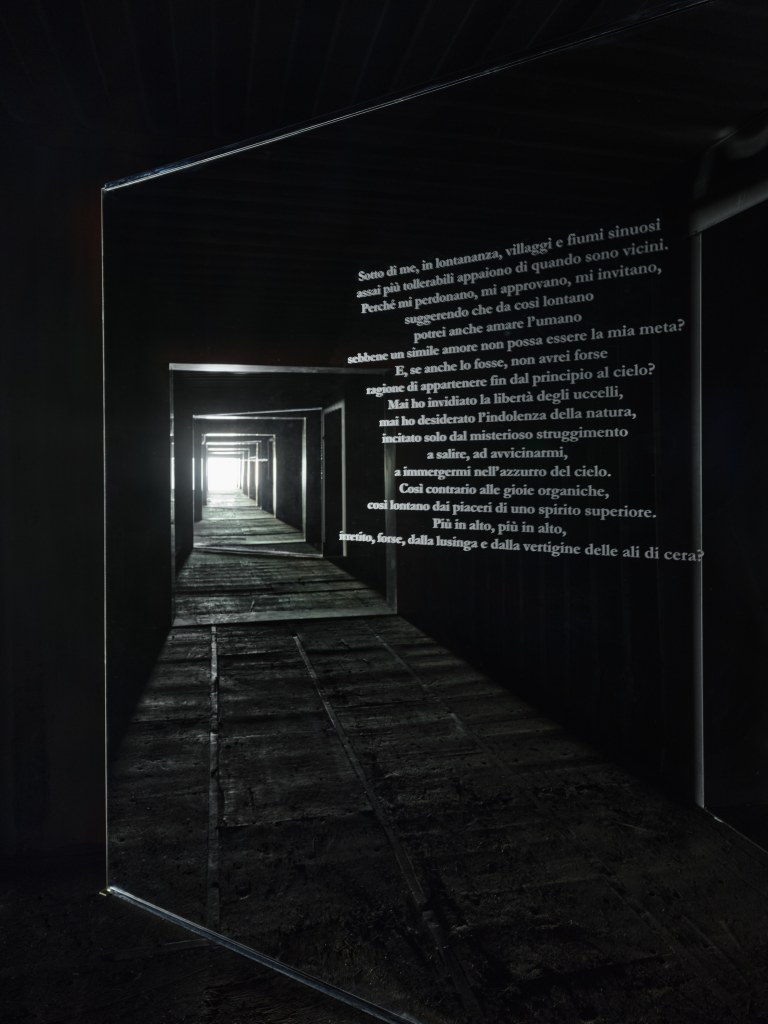 Detail view of Icarus Container 2025 by Yukinori Yanagi, part of the exhibition at Pirelli HangarBicocca, Milan, in 2025. The photo focuses on a specific element of the installation. ©YANAGI STUDIO. Courtesy of the artist and Pirelli HangarBicocca. Photo by Agostino Osio.