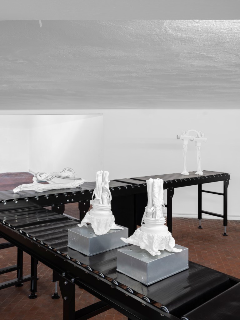 Installation view of Jack O’Brien’s A Formality (2025) at Ordet, showing sculptural and spatial elements arranged within the gallery. Photo by Nicola Gnesi