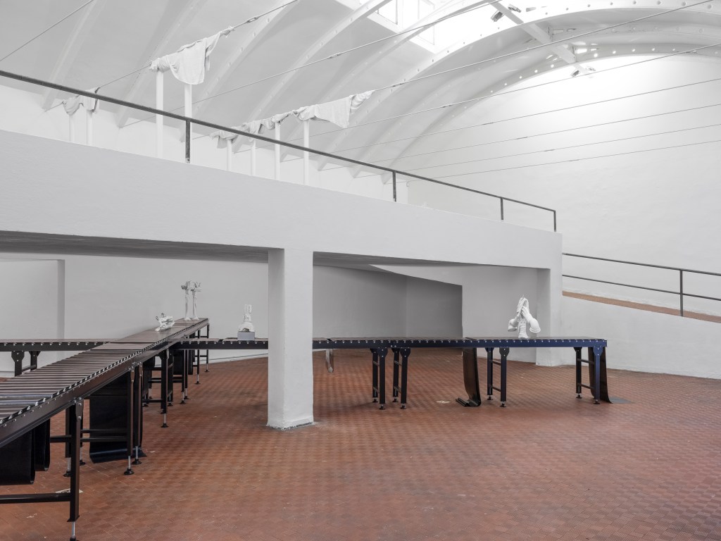 Installation view of Jack O’Brien’s A Formality (2025) at Ordet, showing sculptural and spatial elements arranged within the gallery. Photo by Nicola Gnesi