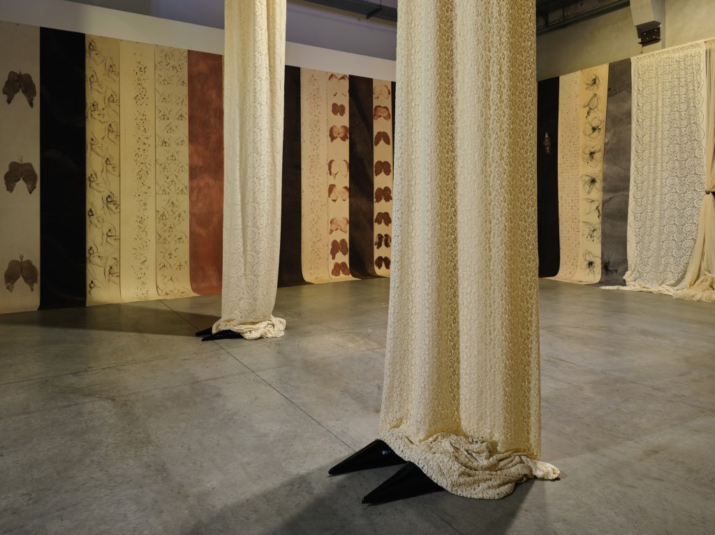 Installation view of Gli occhi by Benni Bosetto at Pirelli HangarBicocca.