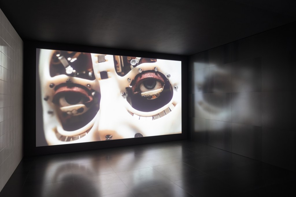 Yuyan Wang, Boring Billion (2026). Film installation by Yuyan Wang presented in the exhibition Canicula at Fondazione In Between Art Film, Complesso dell’Ospedaletto, Venice, 2026