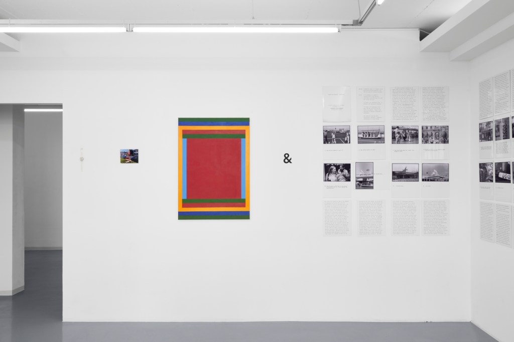 The Wig, Bonner Kunstverein, 2022. Installation view with works by Nancy Dwyer × Swatch, Angharad Williams, Louise Lawler and Fred Lonidier, shown from left to right. Photo: Mareike Tocha