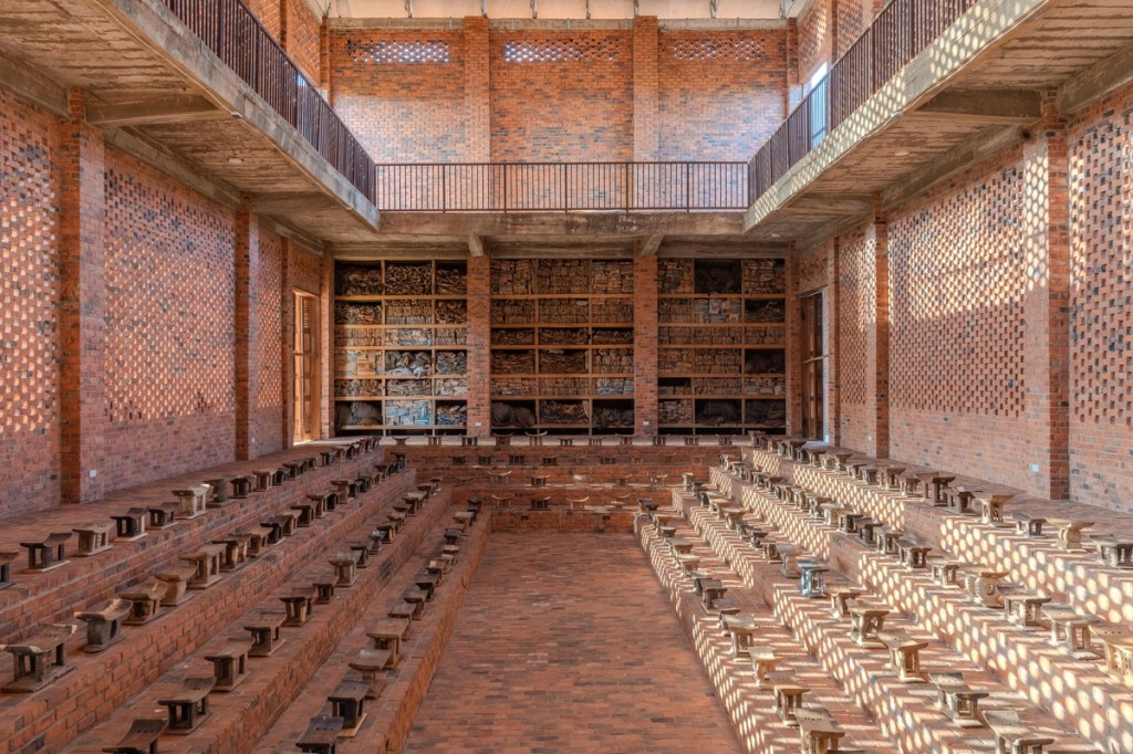 Views of Red Clay, Ghana, photographed by Ernest Sackitey