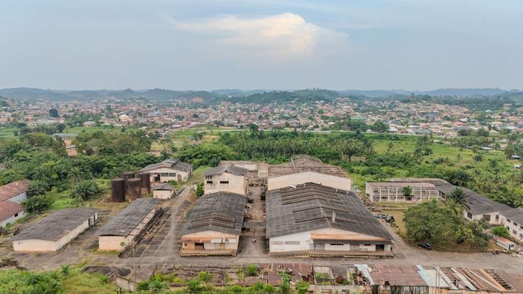 Views of Red Clay, Ghana, photographed by Ernest Sackitey