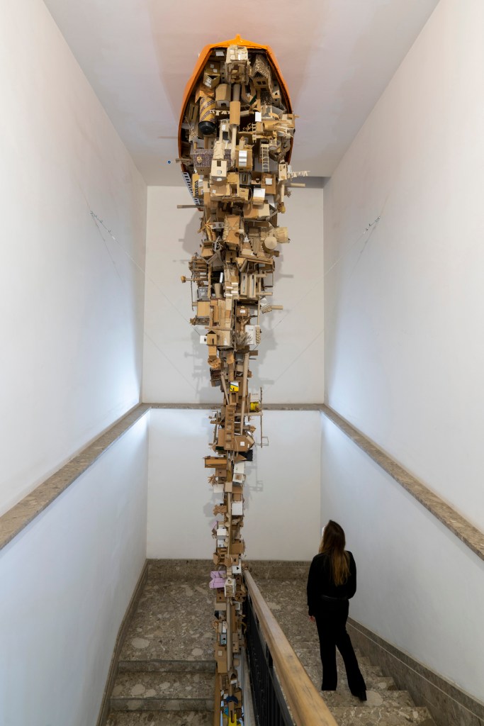 Alfredo and Isabel Aquilizan, Pillar, 2021, mixed media. A sculptural pillar made in collaboration with Dedalus Cooperativa Sociale and Accademia di Belle Arti Napoli, commissioned for Rethinking Nature. Courtesy of the artists and Yavuz Gallery, Singapore/Sydney. Photo courtesy of Museo Madre, Naples.